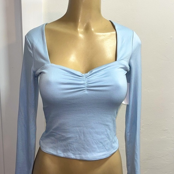 NWT Sexy! LIGHT BLUE Long Sleeve Sweetheart Neckline Stretch Top M - Picture 1 of 12